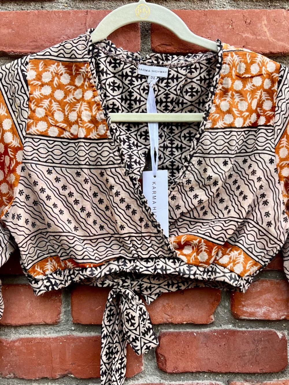 NWT Karma Highway cropped cotton wrap top - Picture 3 of 7